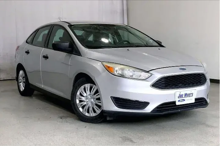 $6291 : Ford Focus 2016 S 4dr Sedan image 2