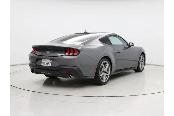 $30998 : Ford Mustang 2024 EcoBoost 2 image 8