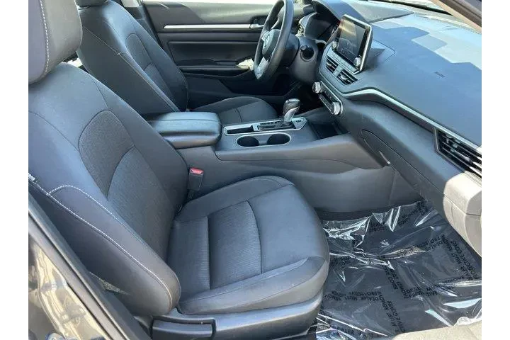 $16659 : Nissan Altima 2022 2.5 SV 4d image 9