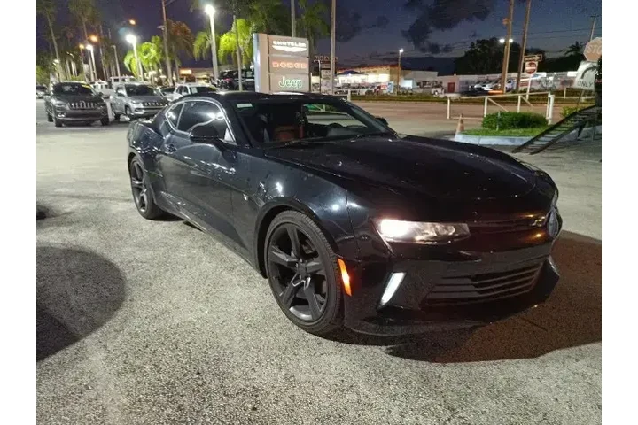 $18995 : Chevrolet Camaro 2018 LT 2dr image 2