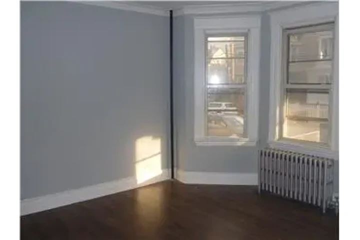 $2300 : Rental property with 2 bedro image 9