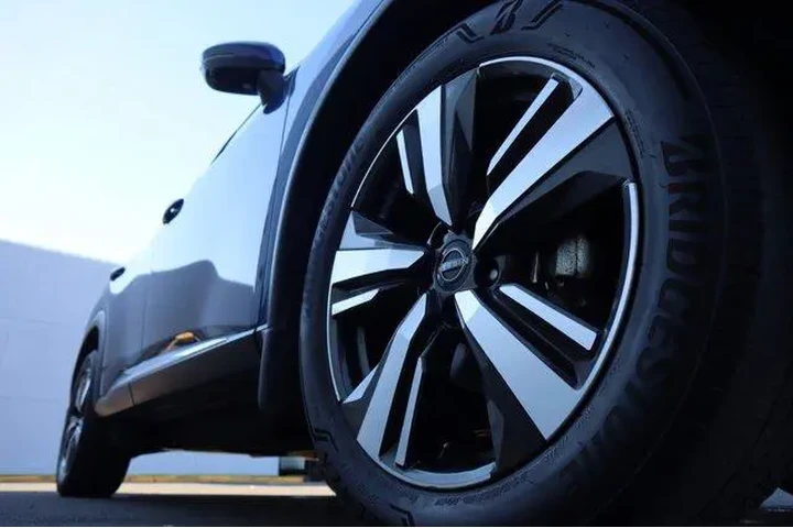 $25603 : Nissan Rogue 2023 AWD SL 4dr image 9