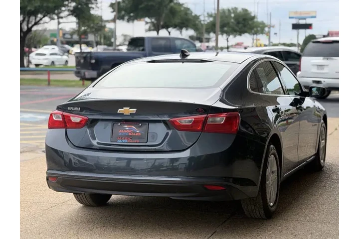 $14900 : 2020 Malibu LS image 9