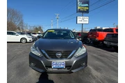 $10999 : 2016 Altima 2.5 SV thumbnail