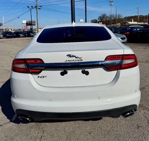 $10900 : 2015 XF 2.0T Premium image 8