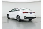 $20998 : Kia Forte 2023 LXS 4dr Sedan thumbnail