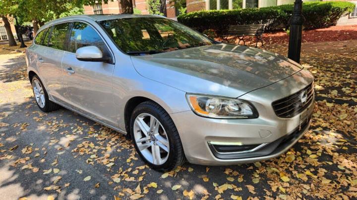 $11995 : 2015 V60 T5 Premier image 8