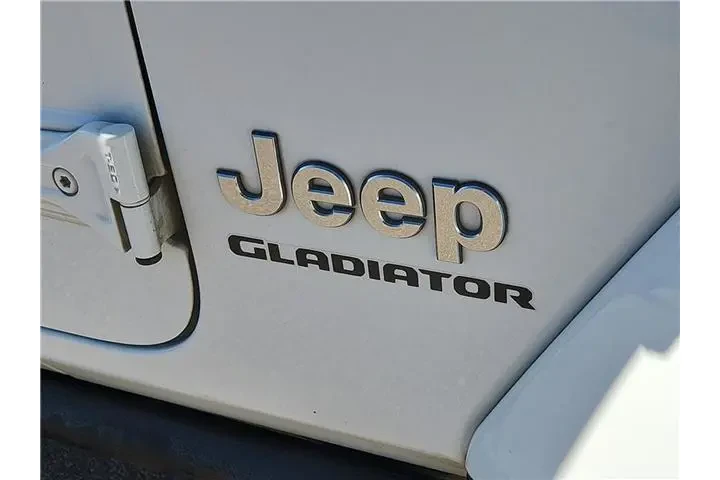 $28995 : Jeep Gladiator 2020 4x4 Over image 8