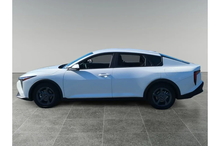 $23900 : Kia K4 2025 image 2