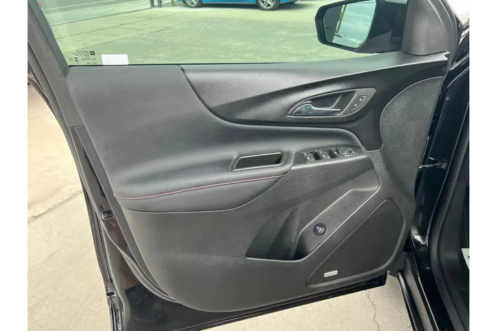 2024 Equinox RS image 10