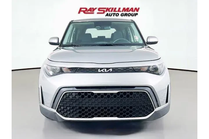 $20975 : Kia Soul 2024 LX 4dr Crossov image 1