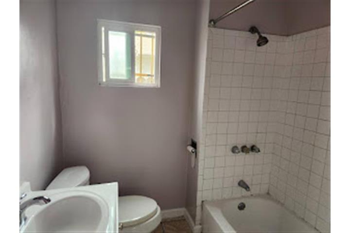 $1725 : APARTAMENTO EN HUNTINGTON PARK image 3