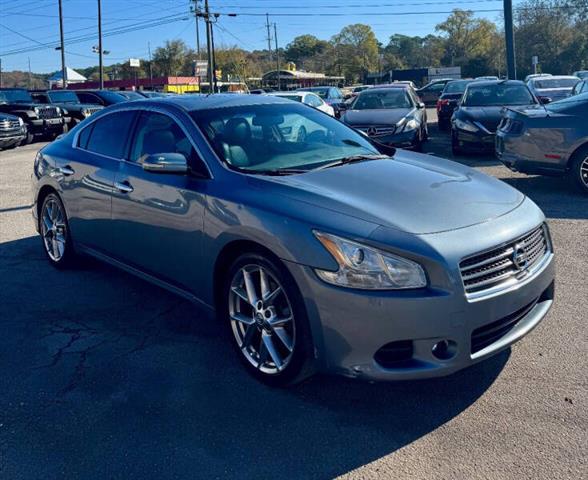 $5900 : 2010 Maxima 3.5 S image 9