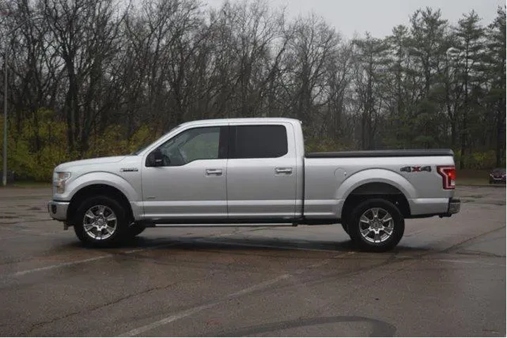 $13000 : Ford F-150 2015 4x4 XLT 4dr image 9