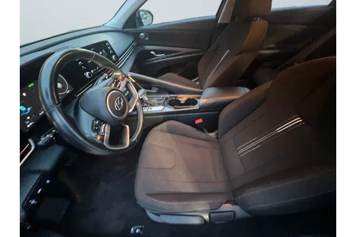 $18289 : Hyundai ELANTRA 2022 SEL 4dr image 9