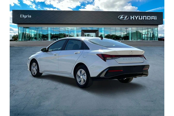 $18747 : Hyundai ELANTRA 2025 SE 4dr image 5