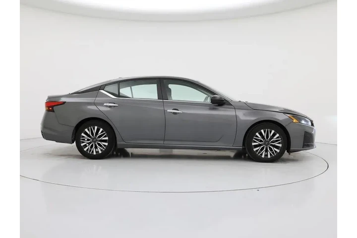 $19998 : Nissan Altima 2024 2.5 SV 4d image 7