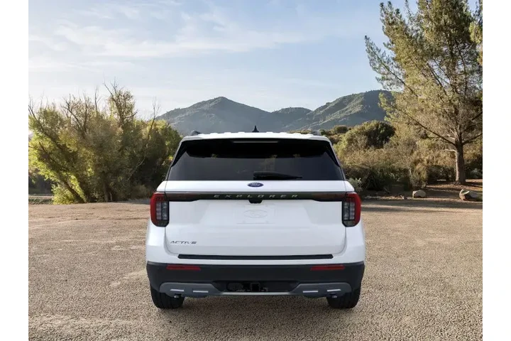 $34995 : Ford Explorer 2025 Active 4d image 5