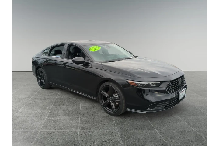 $29879 : Honda Accord Hybrid 2023 Spo image 7