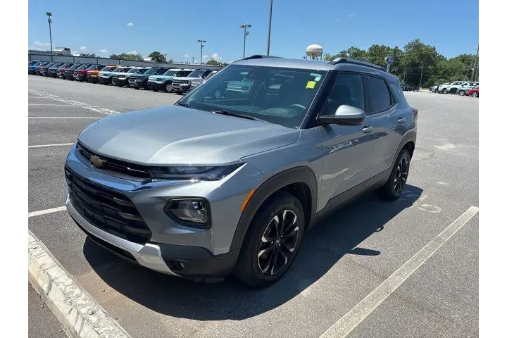 $21992 : Chevrolet Trailblazer 2023 L image 1