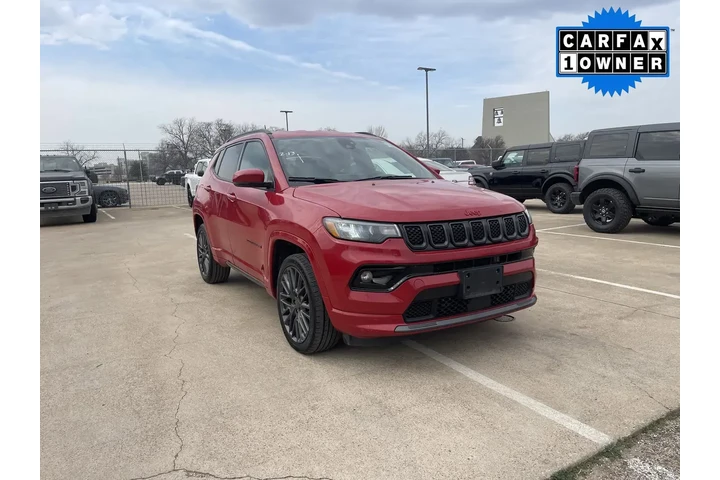 $22159 : Jeep Compass 2023 4x4 (Red) image 2