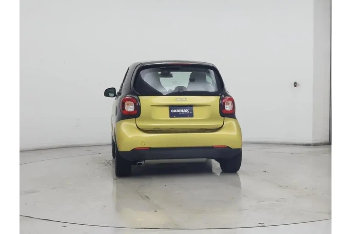 $13998 : Smart fortwo 2016 passion 2d image 6