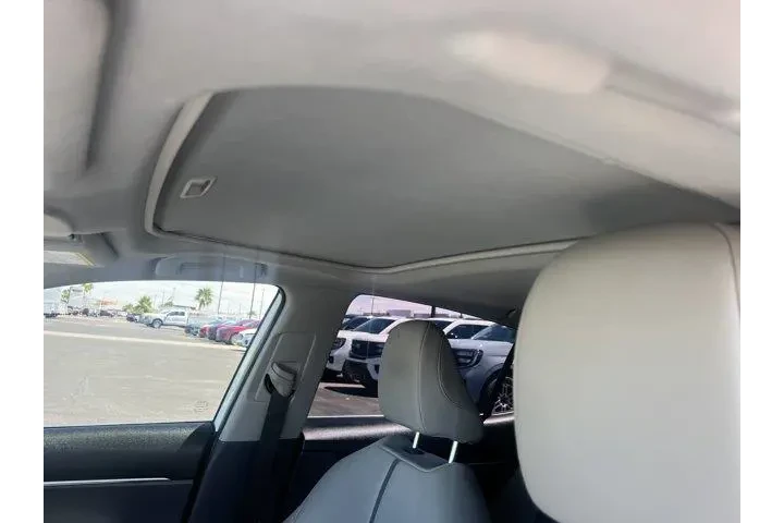 $29999 : Toyota Camry 2024 AWD SE 4dr image 10