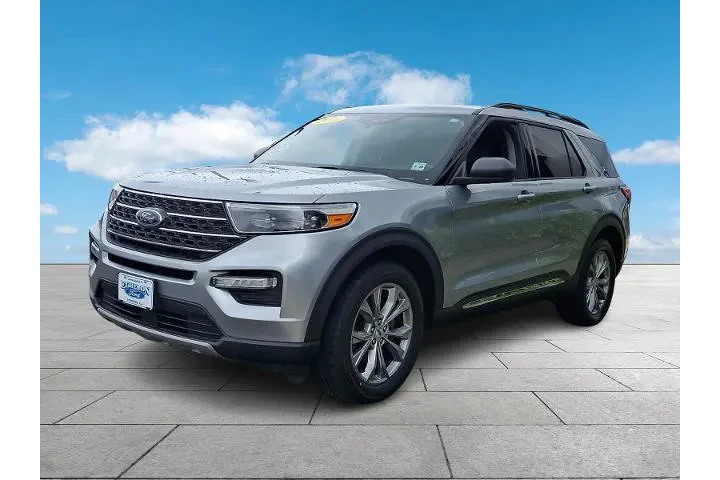 $34497 : Ford Explorer 2023 AWD XLT 4 image 1