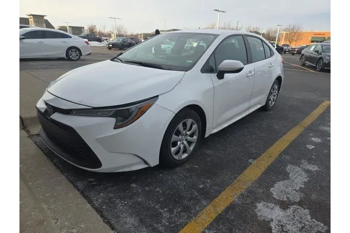 $18991 : Toyota Corolla 2023 LE 4dr S image 3