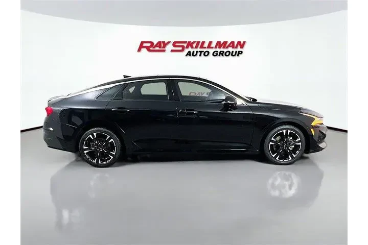 $27988 : Kia K5 2024 GT-Line 4dr Seda image 8