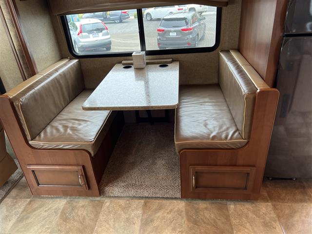 $55995 : 2013 Fleetwood Bounder M-34M image 8