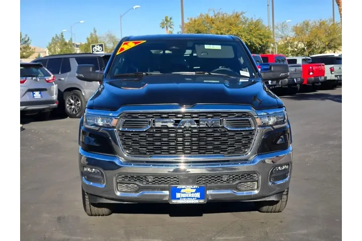 $35694 : Ram 1500 2025 4x4 Big Horn 4 image 8