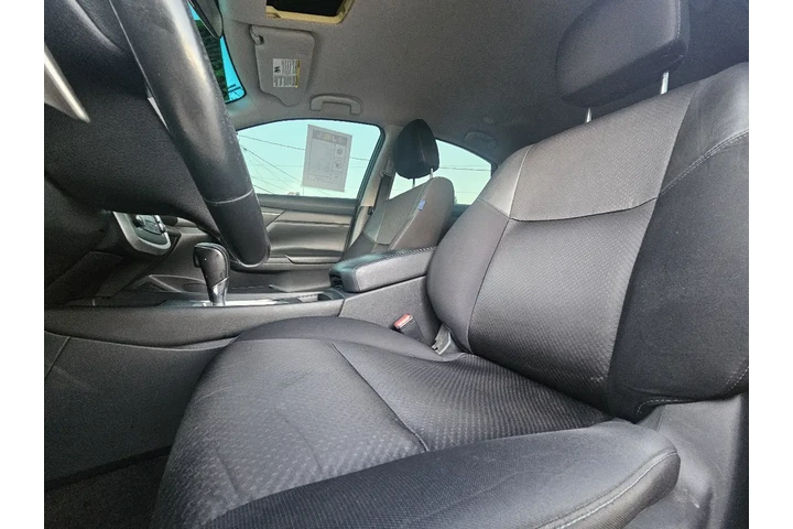 $9495 : 2016 Altima 2.5 SR image 7