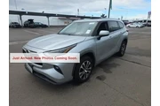$33900 : Toyota Highlander 2022 XLE 4 thumbnail