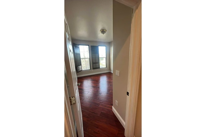 $825 : Se renta cuarto en Vallejo image 1