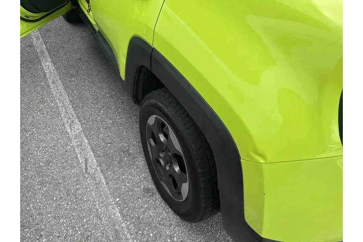 $16000 : Jeep Renegade 2018 4x4 Sport image 6