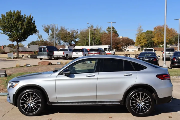 $38998 : 2021 GLC 300 4MATIC Coupe image 7