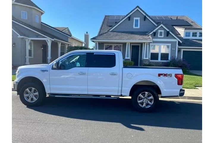 $29988 : Ford F-150 2018 4x4 XLT 4dr image 3