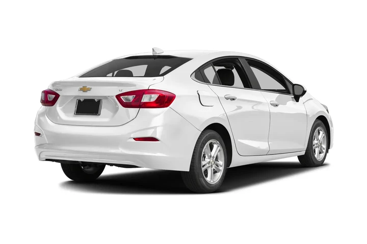 2017 Cruze LT image 2