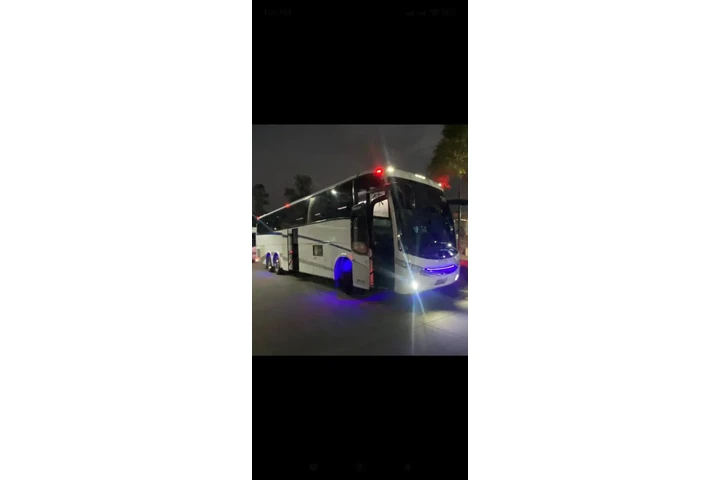 Renta de autobuses image 3