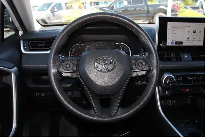 $29009 : Toyota RAV4 2024 XLE 4dr SUV image 4