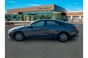 $19629 : Hyundai ELANTRA 2024 SEL 4dr thumbnail