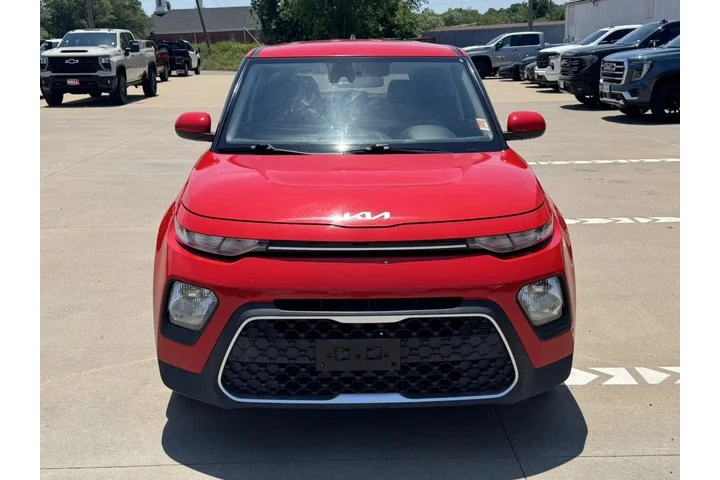$15569 : Kia Soul 2022 LX 4dr Crossov image 8