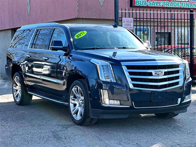 $25999 : 2017 Escalade image 4