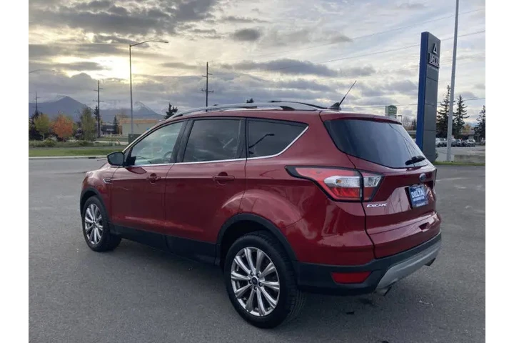 $17999 : 2018 Escape Titanium image 8