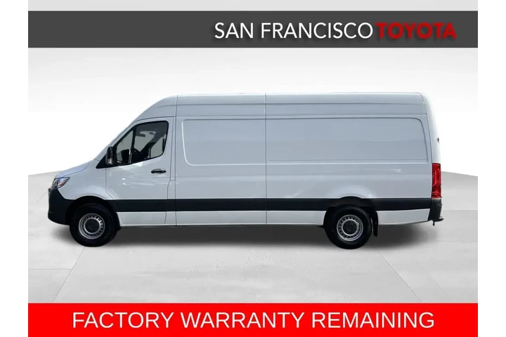 $46588 : 2024 Sprinter 2500 Cargo 170 image 2