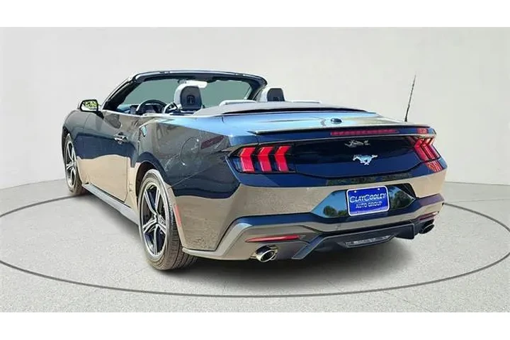 $33767 : Ford Mustang 2024 EcoBoost 2 image 5