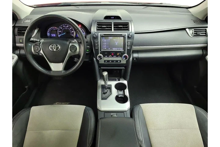 $16998 : Toyota Camry 2014 SE 4dr Sed image 9