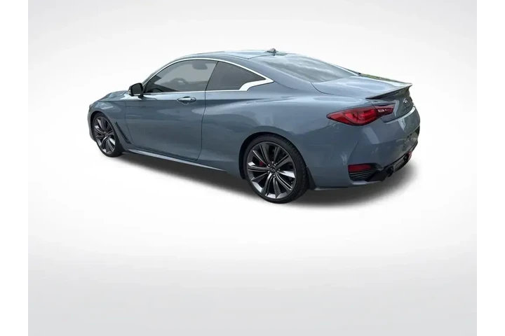 $39978 : INFINITI Q60 2022 Red Sport image 3