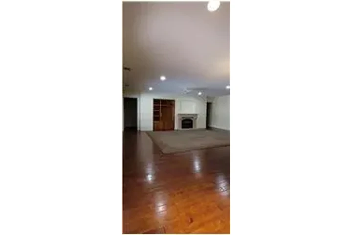 $4550 : Rental property with 4 bedro image 7